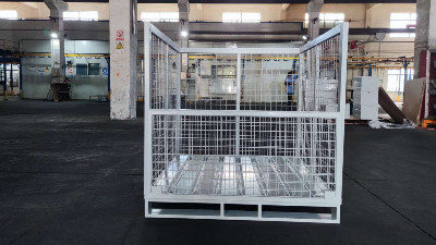 倉儲系統(tǒng)中的金屬周轉(zhuǎn)箱為節(jié)省空間而受熱捧